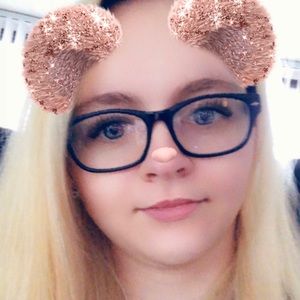 Meet your Posher, Beata